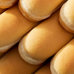 Steamed <br />
Bun