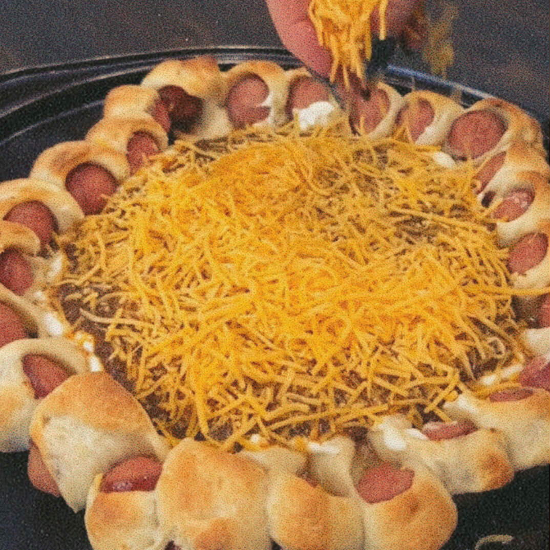 Skyline chili hot dog dip